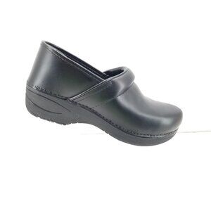 Dansko XP 2.0 Women's Clogs Black Nursing Waterproof Pull Up 36 Wide